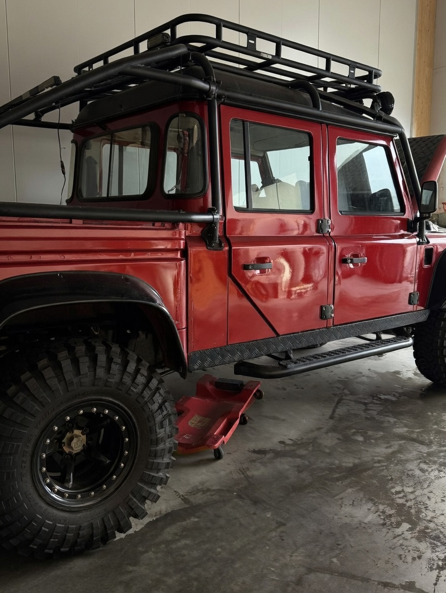 Spectre Defender — Side Profile